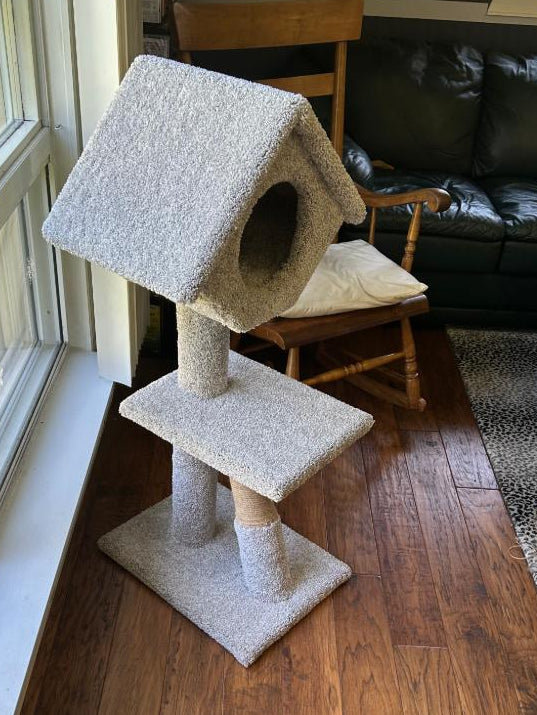 The Timberline Tower – Solid Wood Cat Tree
